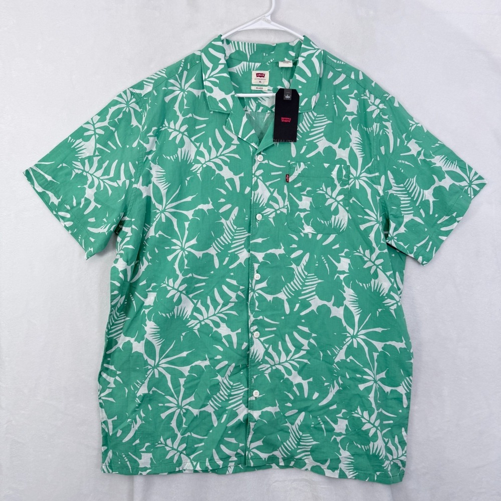 Levis Shirt Mens XL Green Hawaiian Floral Beach Pocket Relaxed Fit Button Up